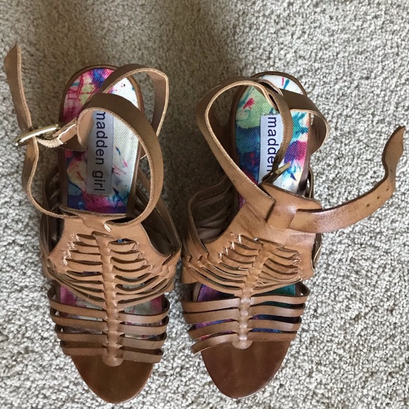 Tan heeled sandal - Picture 2 of 4